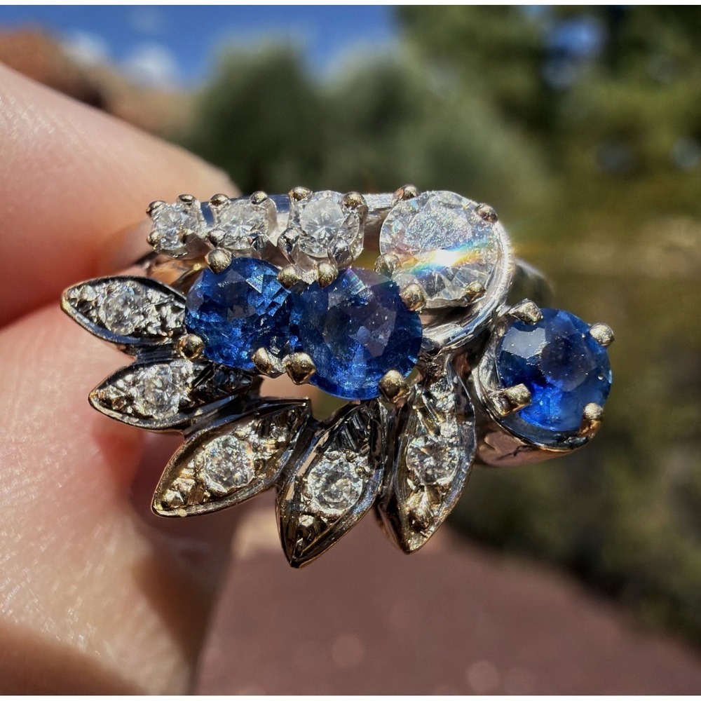 Vintage 14k Solid Gold Natural Earth Mined Sapphire & Diamond Ring - Size 8.25